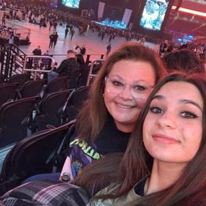 Meet your Posher, Heather